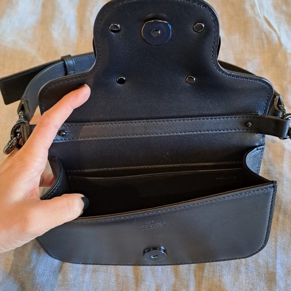 Gift - Picture 4 of 5